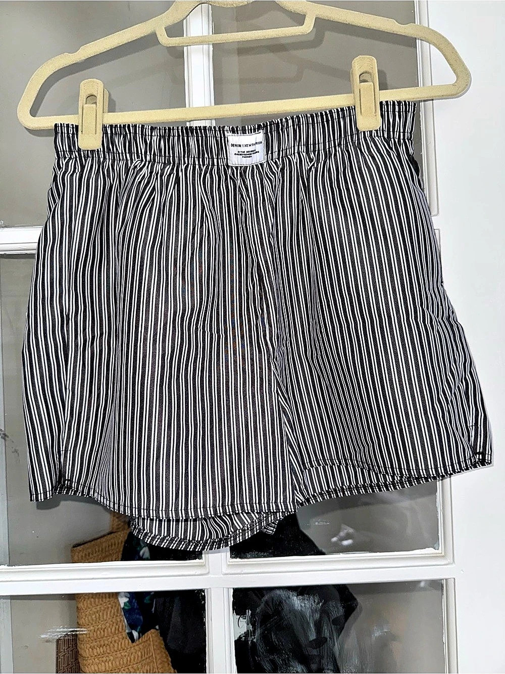 Soly Hux Striped Shorts in Blueish-Black & White Size Medium Like New